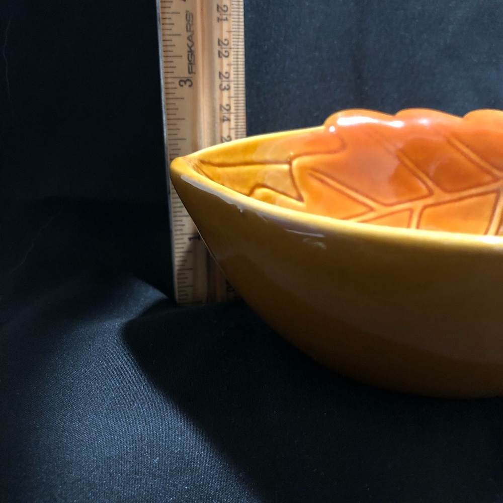 Collectible Hallmark Ceramic Acorn Candy/Nut Dish - Picture 7 of 7